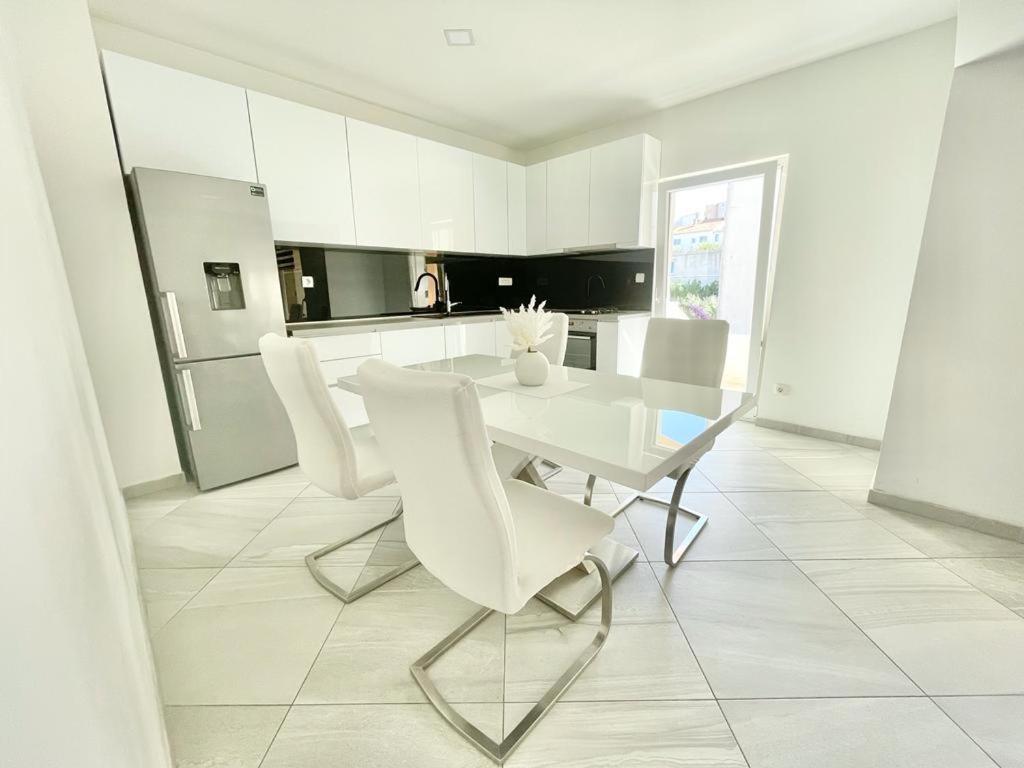 Apartman Niko Apartment สปลิท ภายนอก รูปภาพ