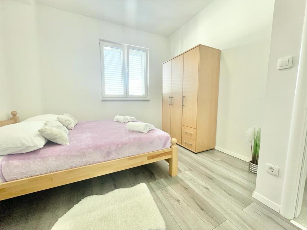 Apartman Niko Apartment สปลิท ภายนอก รูปภาพ